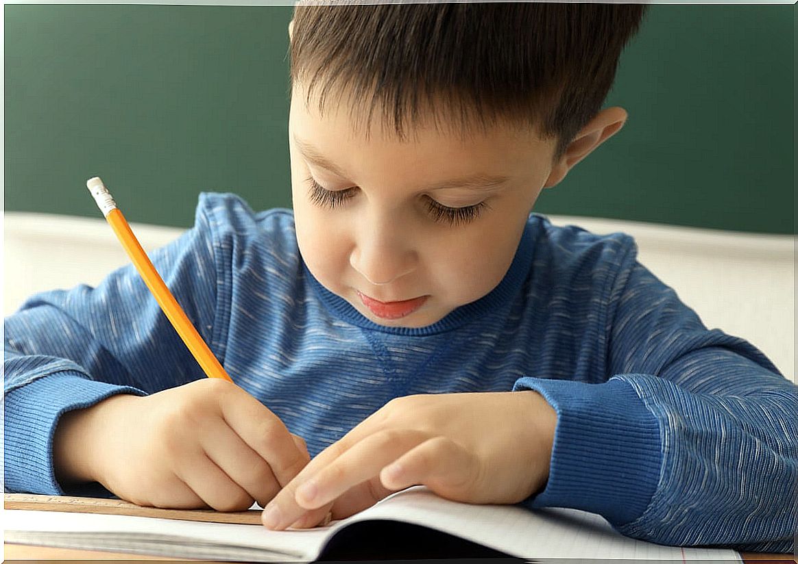 child exercising computational thinking